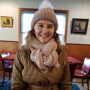 Meet your Posher, Alison